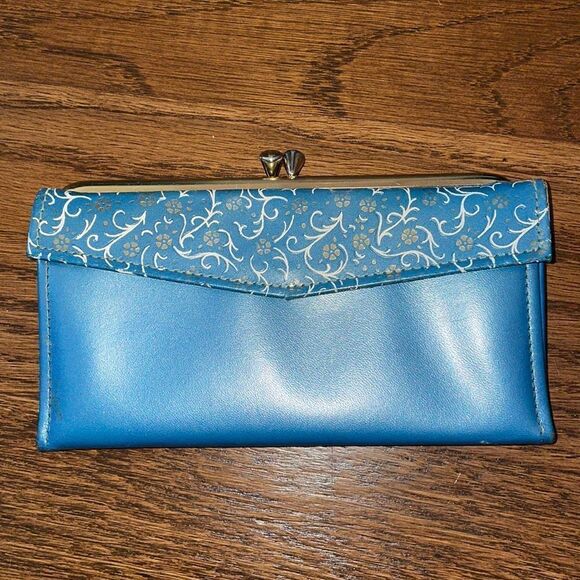 Vtg blue ladies snap top wallet - Picture 1 of 6
